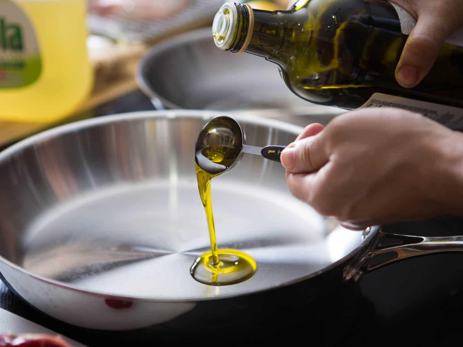 Ahorra mucho dinero en aceite al freír las patatas o empanadillas con estos sencillos consejos 1 Moncloa Usar aceites ecológicos