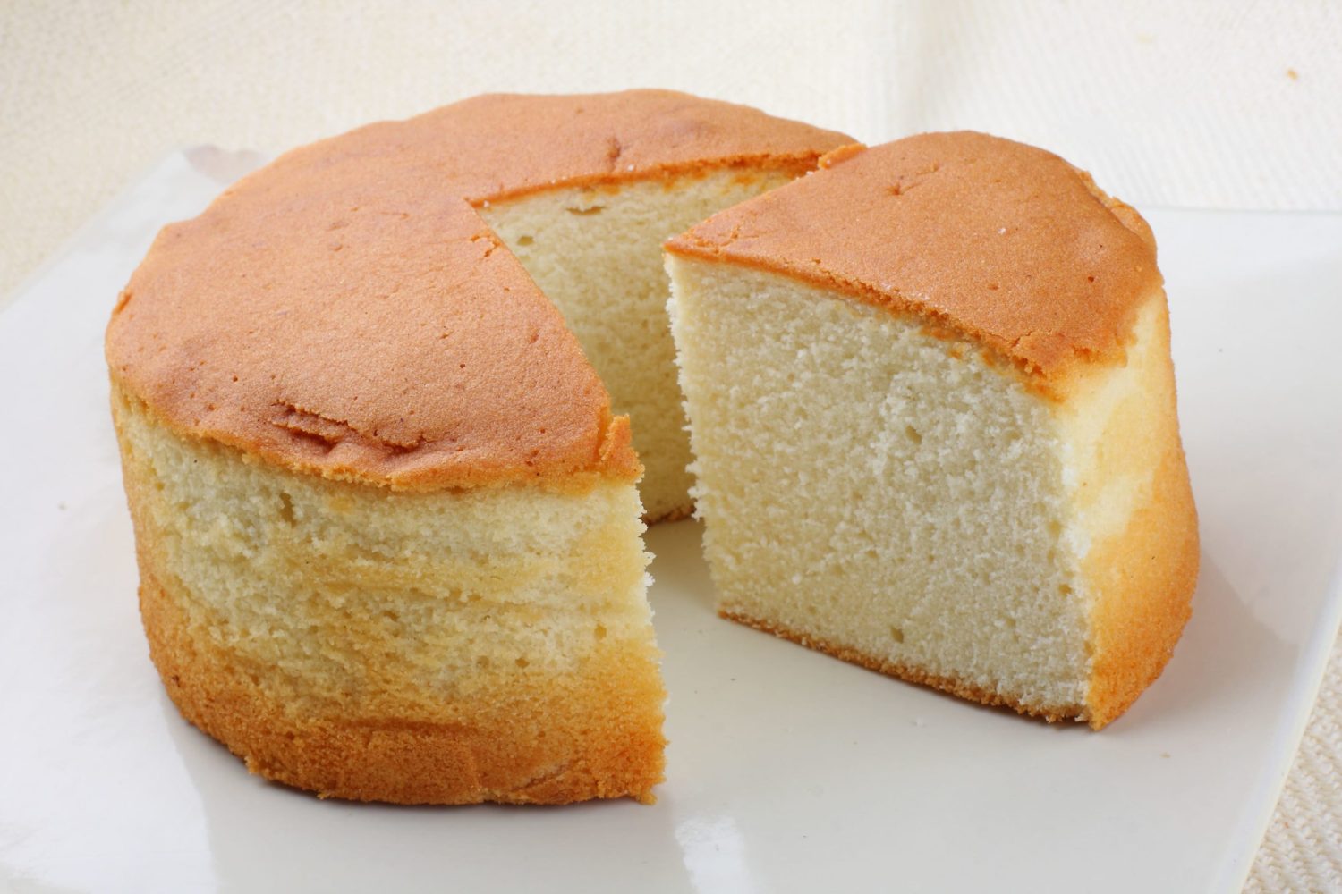 El truco secreto de los maestros en repostería para que los bizcochos queden altos y esponjosos 2 Moncloa ¿Son necesarias más capas para un mejor resultado?