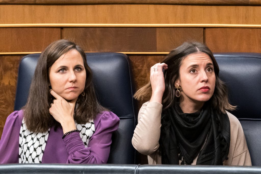 Ione Bellarra e Irene Montero, diputadas y próximas exministras de Podemos