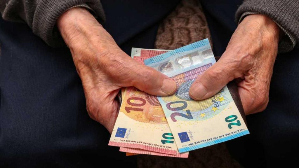 pensiones no contributivas cuales son en espana y por que suben hasta un 15 Moncloa