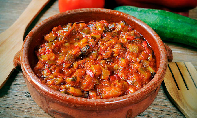Aprende a preparar un pisto manchego tan rico como el de tu abuela 3 Moncloa pisto manchego tradicional t Moncloa