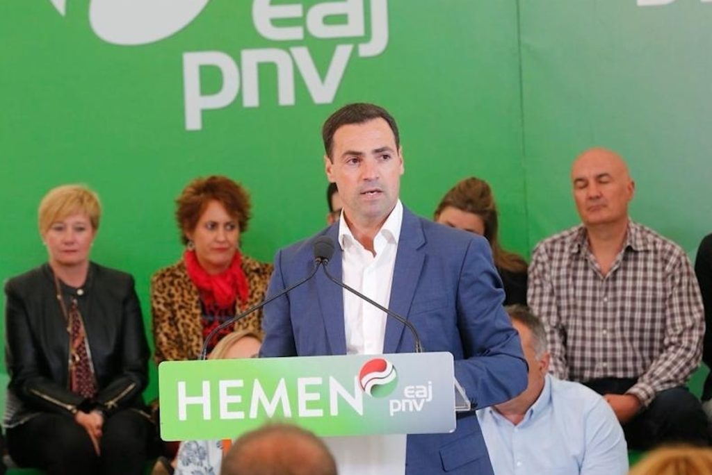 Inmanol Pradales del PNV podría ser el nuevo lehendakari, aunque necesita los votos de los socialistas vascos