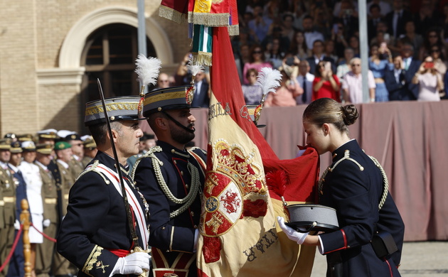 salario leonor cadete