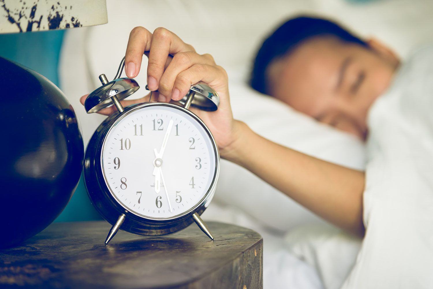Establece un horario regular de sueño