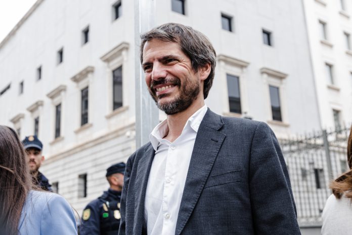 Urtasun se cita con Almeida por la tala de árboles ante la ausencia de Ribera | Foto: Europa Press