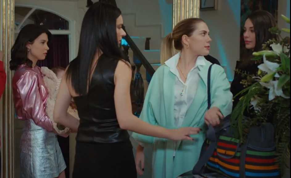 yildiz contra leyla en pecado original