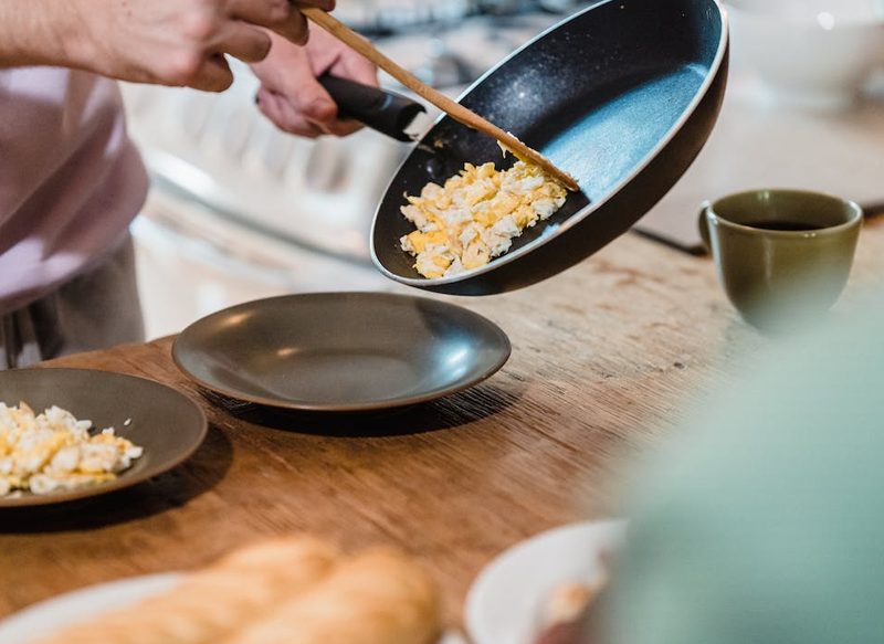 SARTÉN ANTIADHERENTE, UN IMPRESCINDIBLE EN LA COCINA