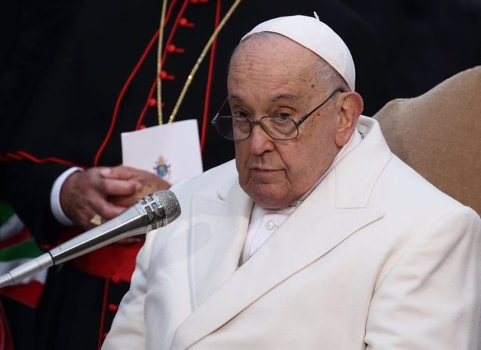 El Papa Francisco clama por un pacto que guíe la IA, alerta sobre la amenaza de una dictadura tecnológica