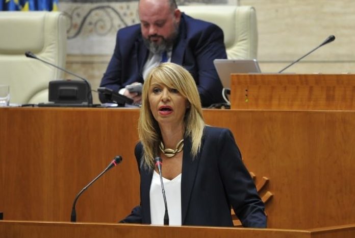 Piedad Álvarez, presidenta del PSOE en la Asamblea de Extremadura