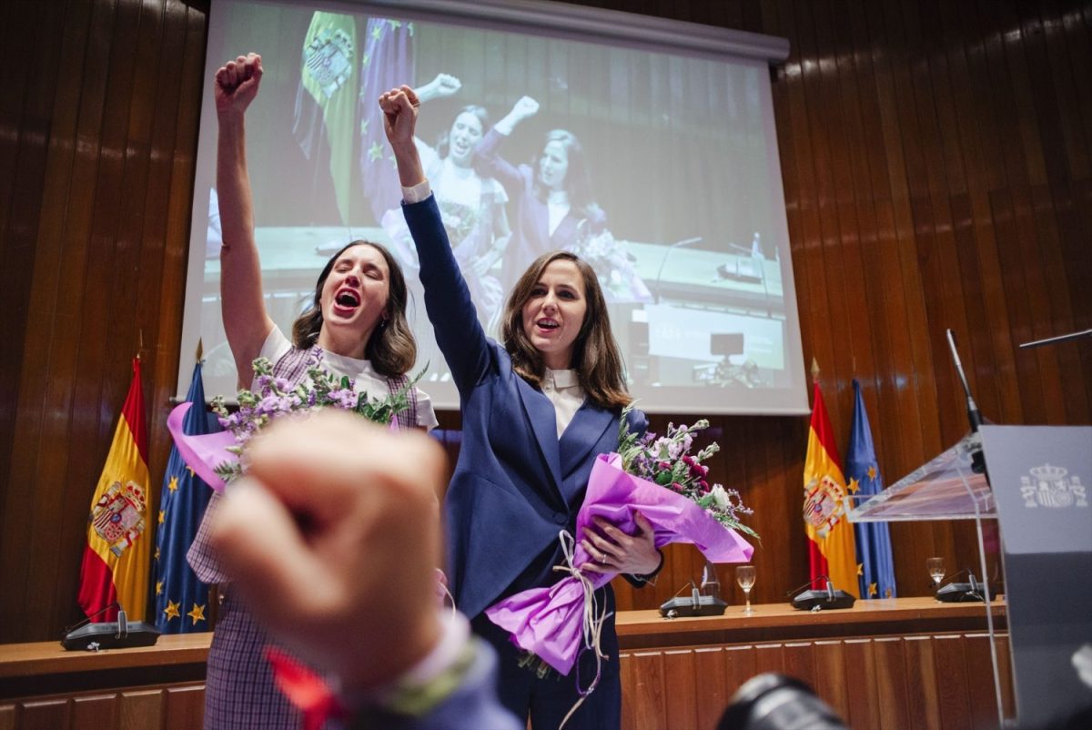 Podemos acude a los barrios madrileños para frenar a la tauromaquia