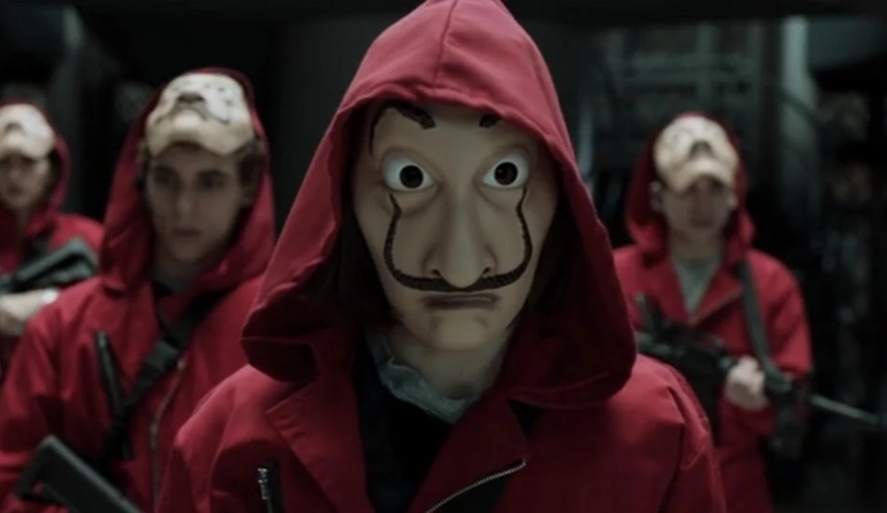 La Casa de Papel: El misterio que no conocías detrás del ícono de Salvador Dalí 2 Moncloa LA ICONOGRAFÍA DE DALÍ EN LA SERIE