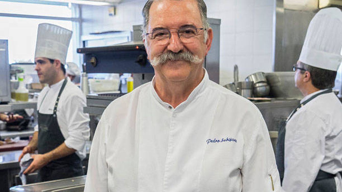 Sorprende en Nochebuena con esta receta exprés para preparar el cardo. ¡Una experiencia culinaria de la mano de Pedro Subijana! 3 Moncloa EL LEGADO DE PEDRO SUBIJANA EN LA GASTRONOMÍA ESPAÑOLA