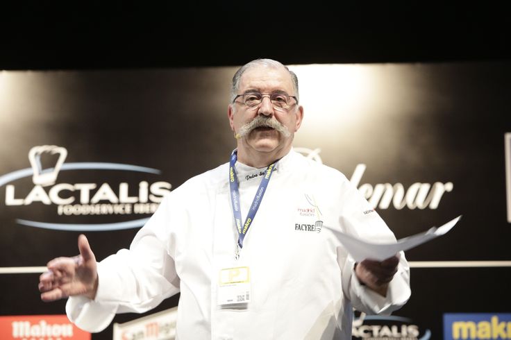 Sorprende en Nochebuena con esta receta exprés para preparar el cardo. ¡Una experiencia culinaria de la mano de Pedro Subijana! 2 Moncloa CONSEJOS PARA PREPARAR EL CARDO PERFECTO