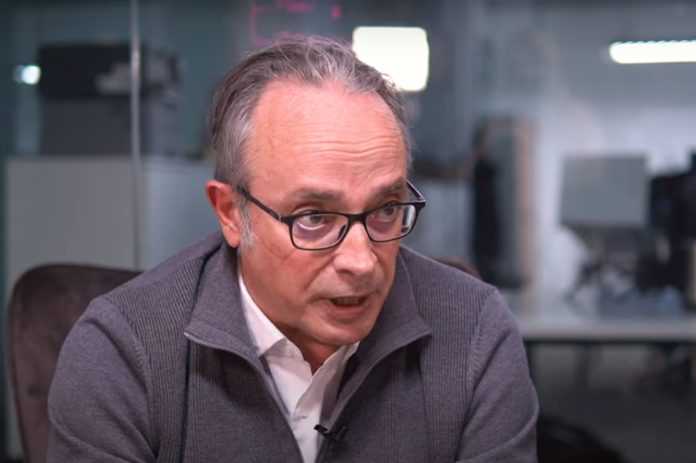 Alfredo Urdaci, la voz de algunas plataformas contra la abolición de la prostitución