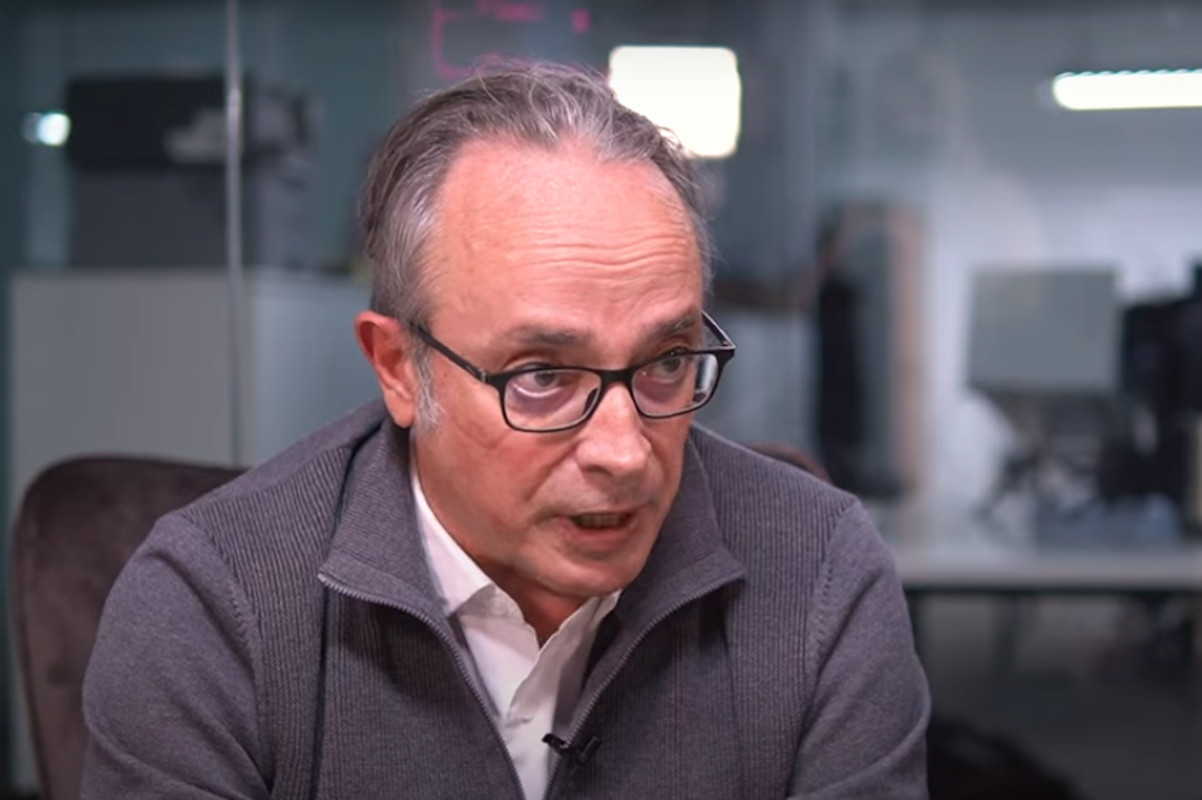 Alfredo Urdaci, la voz de algunas plataformas contra la abolición de la prostitución