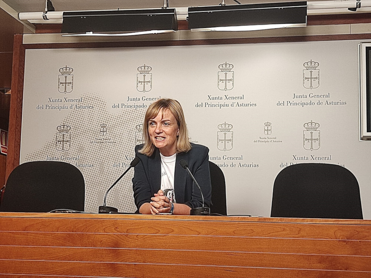 La diputada del Grupo Mixto, Covadonga Tomé, expulsada de Podemos, cree que sí es necesaria una ley de reto demográfico.
