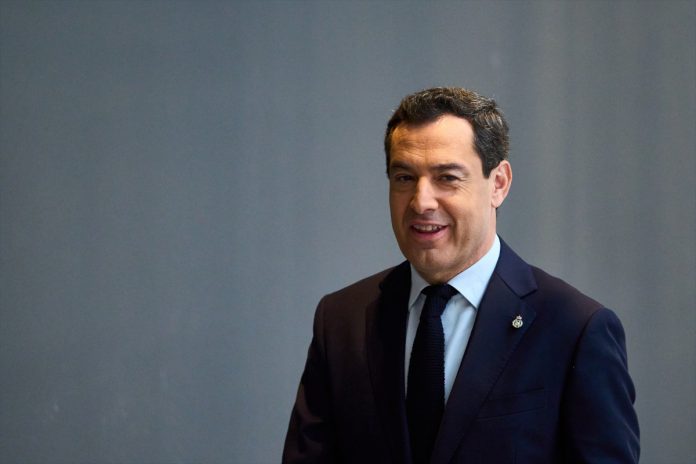 Juanma Moreno saca adelante los presupuestos más altos de la historia de Andalucía.