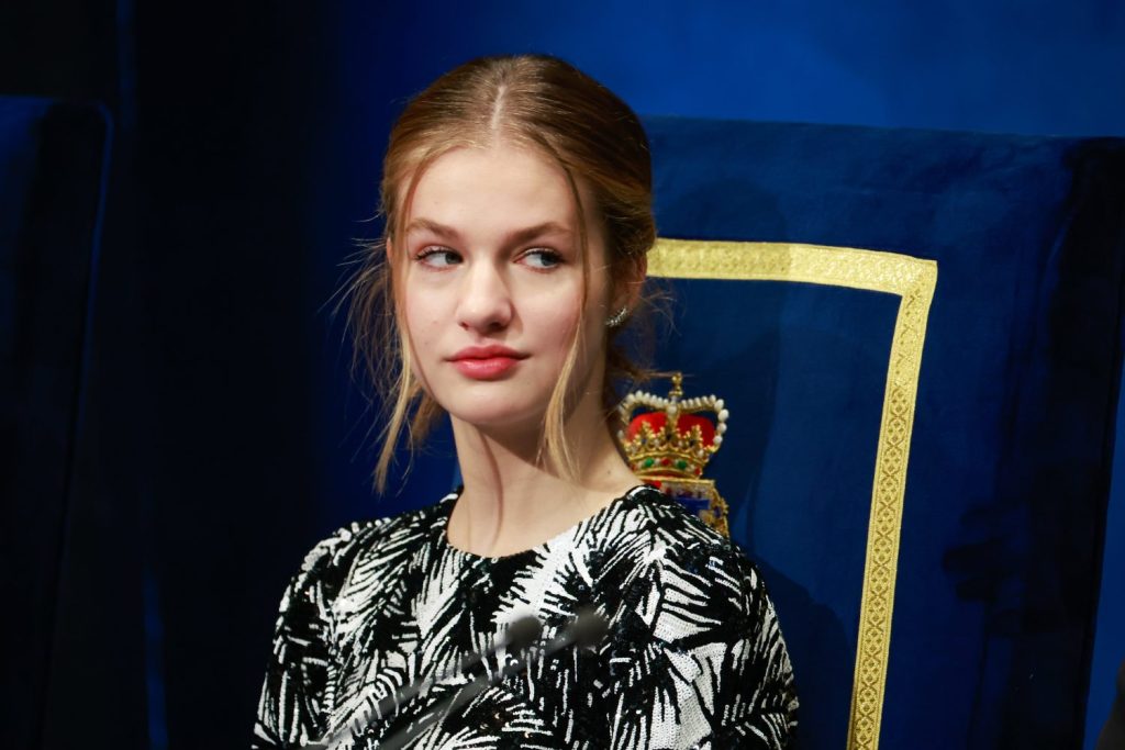 Leonor, desamparo en la Nochebuena real: la princesa afronta la soledad en una velada inolvidable 2 Moncloa leonor premios princesa asturias 2022 gtres Moncloa