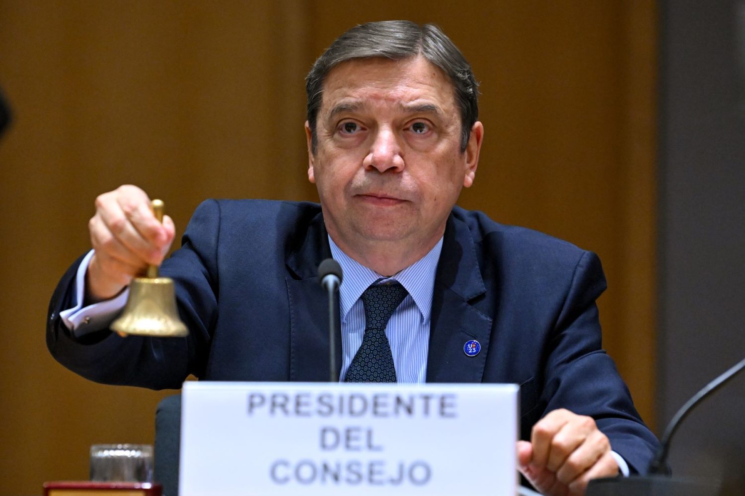 Luis Planas pretende frenar el recorte de días de pesca propuesto por Bruselas en el Mediterráneo