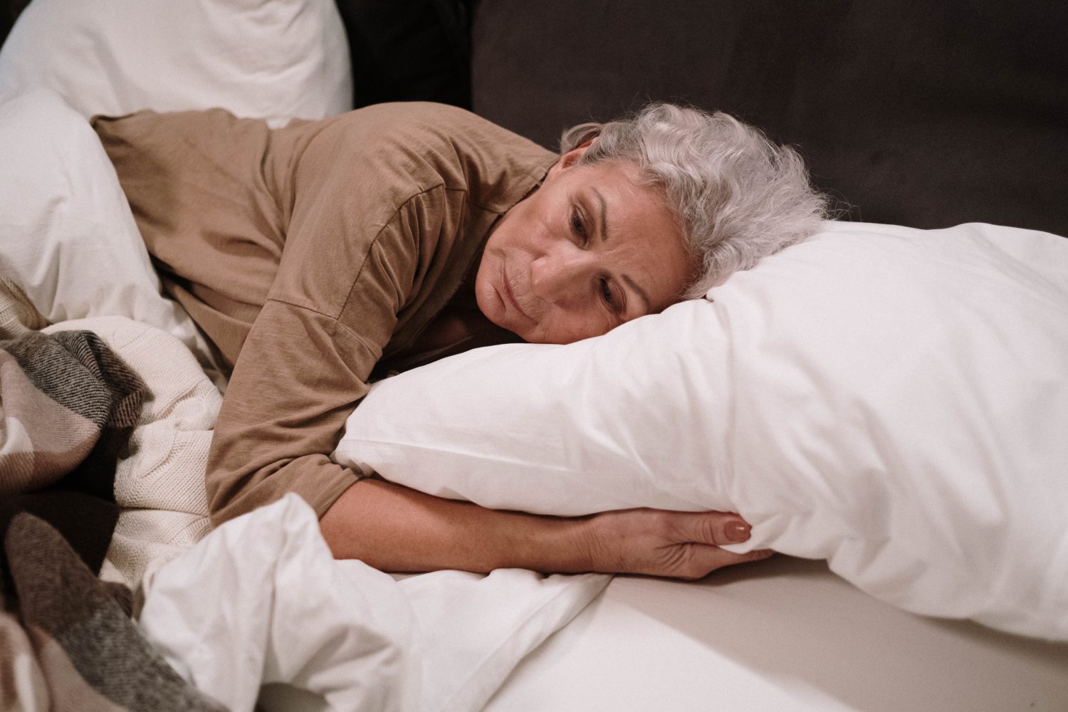Mejora tu calidad de sueño con consejos y técnicas probadas para combatir el insomnio 4 Moncloa CONCLUSIÓN: PRIORIZA TU DESCANSO PARA UNA VIDA MEJOR