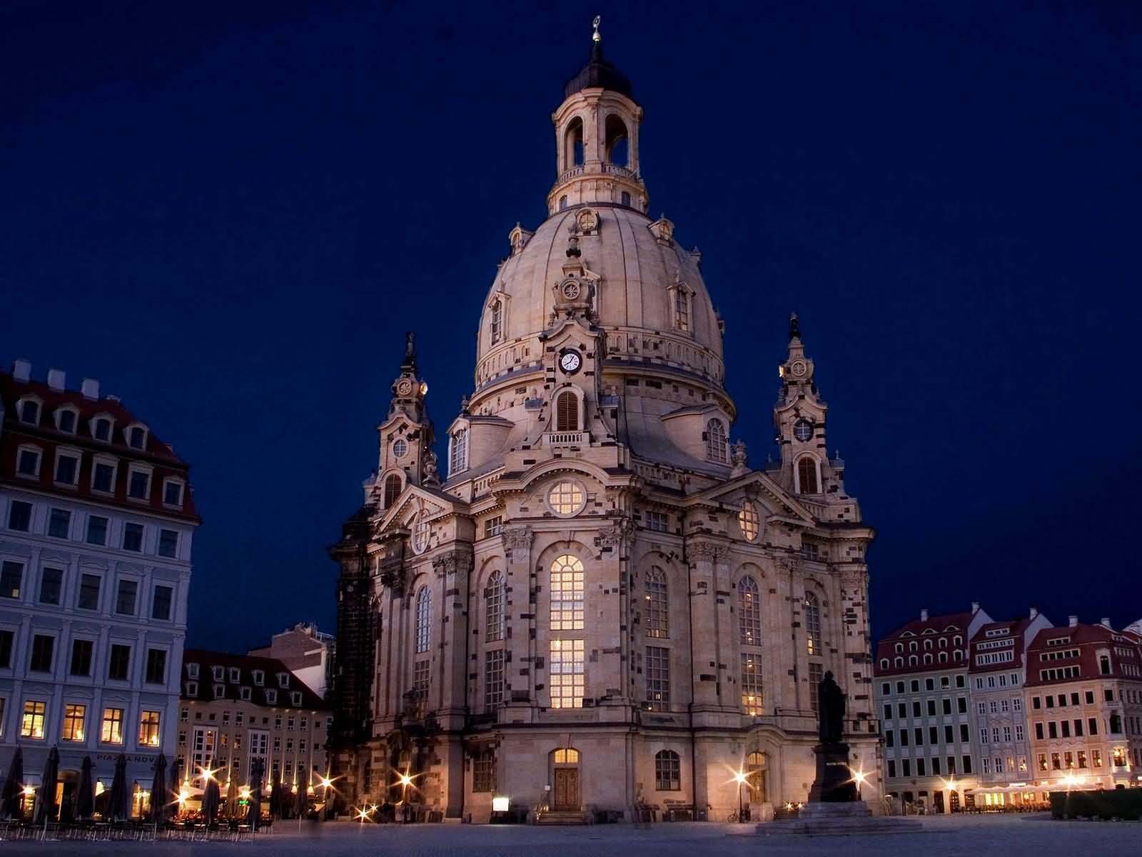 Descubre Alemania: La guía esencial para tu viaje, toda la información que necesitas para una experiencia inolvidable 2 Moncloa RINCONES IMPERDIBLES: LOS TESOROS DE ALEMANIA