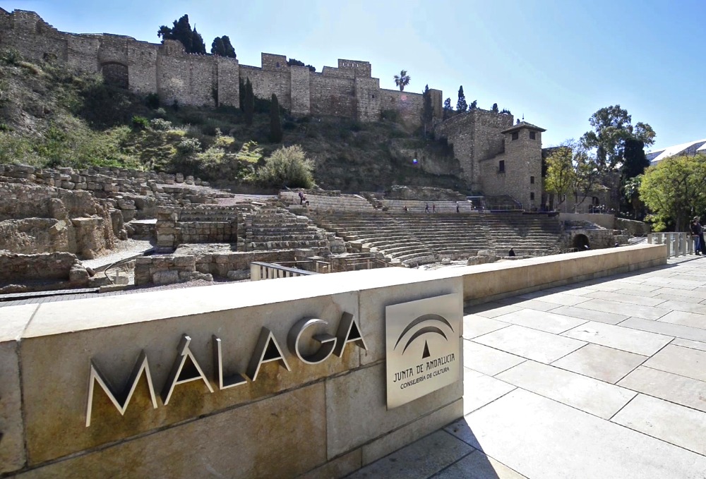 Descubre la Málaga romana: tesoros arqueológicos, monumentos y lugares que te transportan al fascinante pasado histórico 2 Moncloa MÁLAGA ROMANA EN LA ARQUITECTURA ACTUAL
