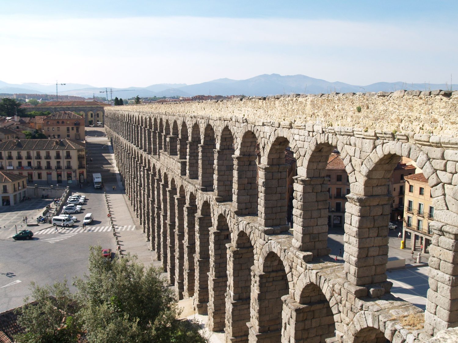 Gigantes de la historia: el legado inmortal del Acueducto de Segovia