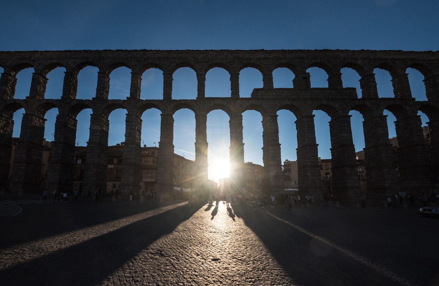 Gigantes de la historia: el legado inmortal del Acueducto de Segovia 1 Moncloa UNA MARAVILLA DE LA INGENIERÍA ROMANA