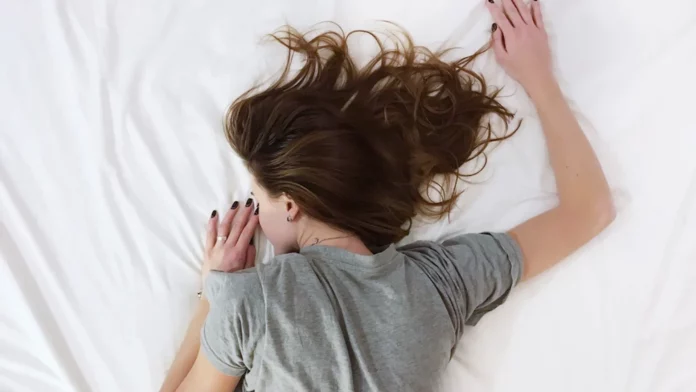Descubre los beneficios: ¿Dormir sin almohada? La sorprendente opción para un descanso óptimo y saludable