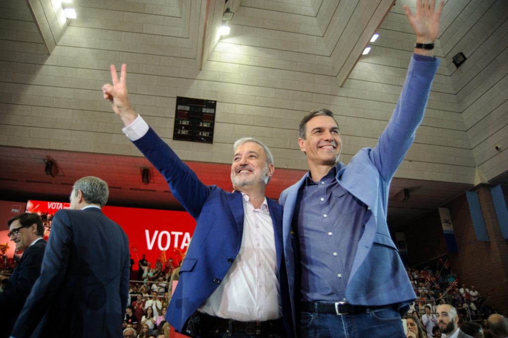 Jaume Collboni reniega ahora de Colau y abraza al independentismo de Junts, con Xavier Trias y Carles Puigdemont