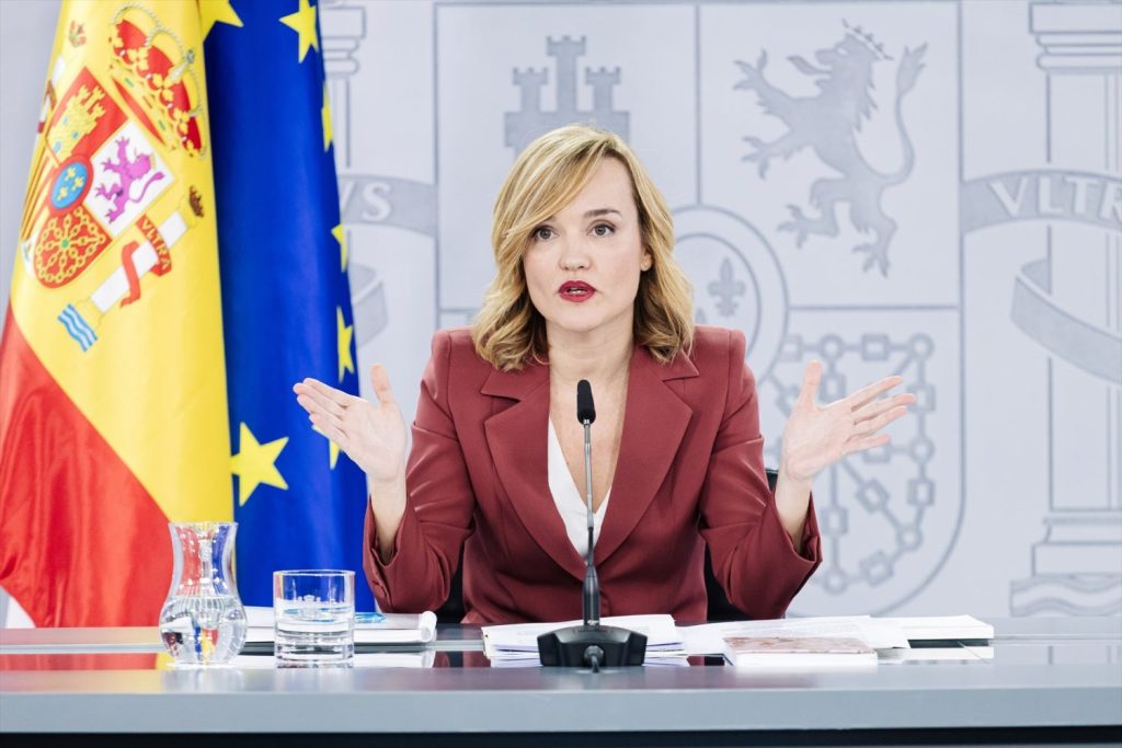 Hispanistas expresan su descontento ante las modificaciones de Alegría en Historia 2 Moncloa Hispanistas expresan su descontento ante las modificaciones del Pilar Alegría en Historia | Foto: Europa Press