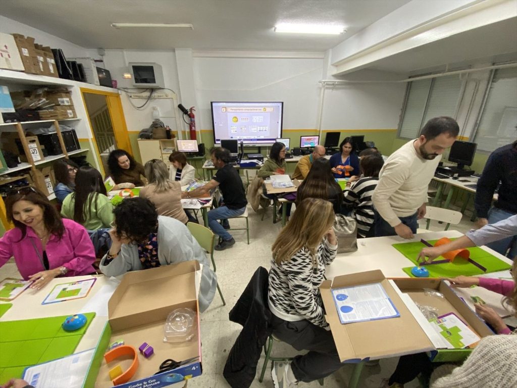 El plan in extremis de Sánchez y Alegría para solventar el fracaso escolar | Foto: Europa Press