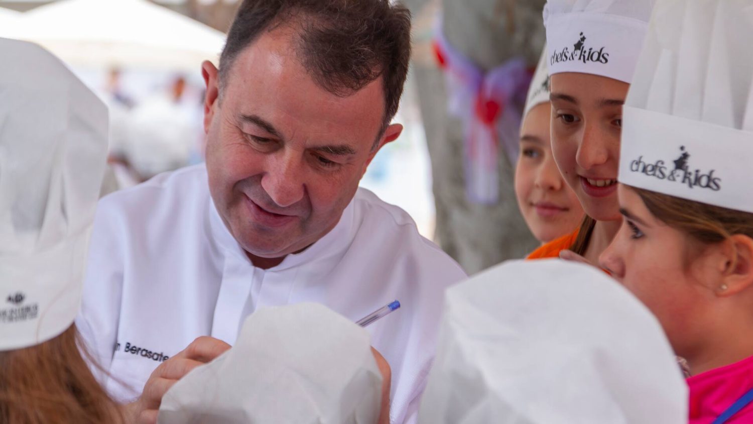 Sabores inesperados: Martín Berasategui reinventa la alta cocina con el 'guiso anticrisis' y una carne sorprendentemente asequible 2 Moncloa COCINA DE ALTO VUELO, PRECIOS A PIE DE CALLE
