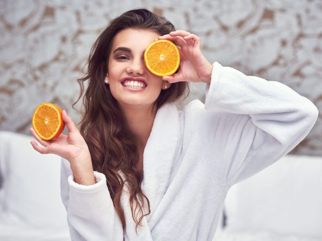 Descubre los 7 imprescindibles de belleza que conquistaron el corazón de la editora de compras de Vogue 2 Moncloa cosmética