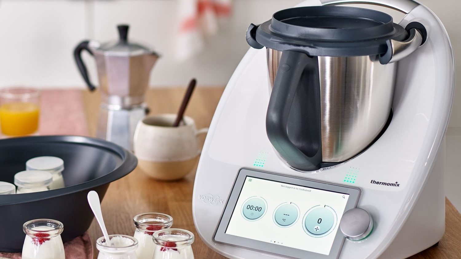 Deliciosas galletas con chocolate, listas en 20 segundos con Thermomix. ¡Sorprende con rapidez y sabor irresistible! 2 Moncloa DE LA THERMOMIX A LA MESA EN UN INSTANTE