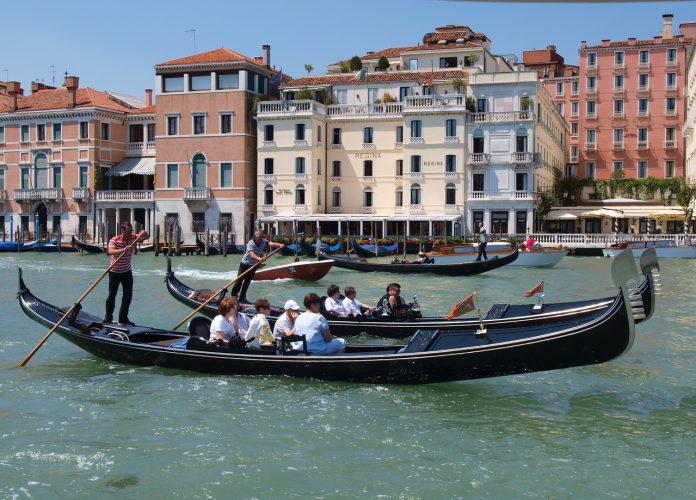 Venecia desvelada: 7 fascinantes secretos que quizá no conocías sobre esta ciudad única, ¡descúbrelos y sorpréndete hoy!