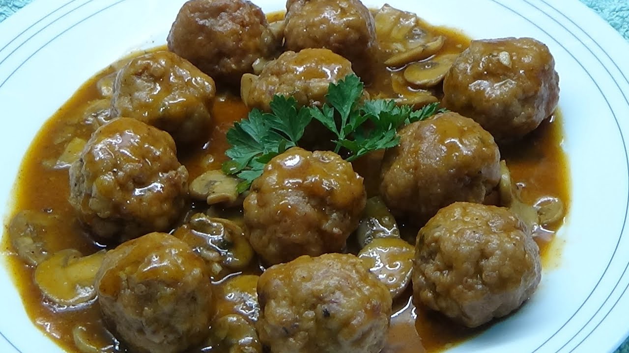 Receta de albóndigas con salsa de champiñones 11 Merca2.es Preparación de la salsa de champiñones