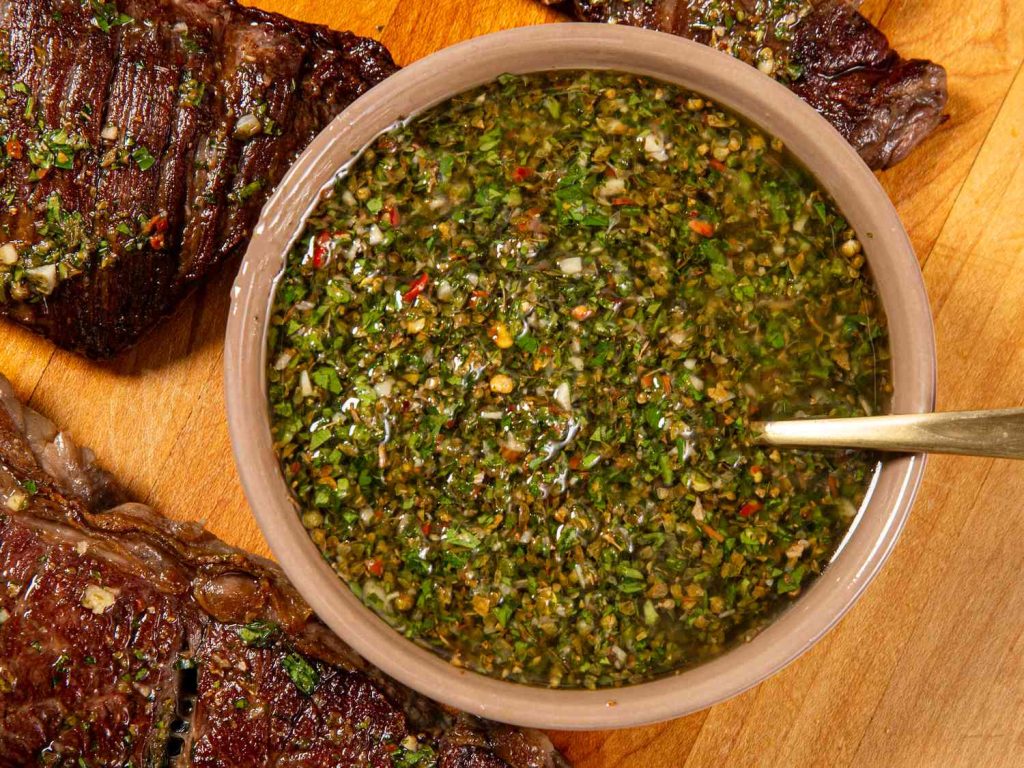 Cómo hacer unas deliciosas empanadas argentinas: la receta paso a paso que traspasa fronteras 3 Moncloa chimichurri Moncloa