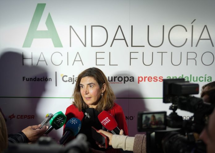 La consejera de Empleo, Empresa y Trabajo Autónomo, Rocío Blanco, ha creado la cuota cero para autónomos.