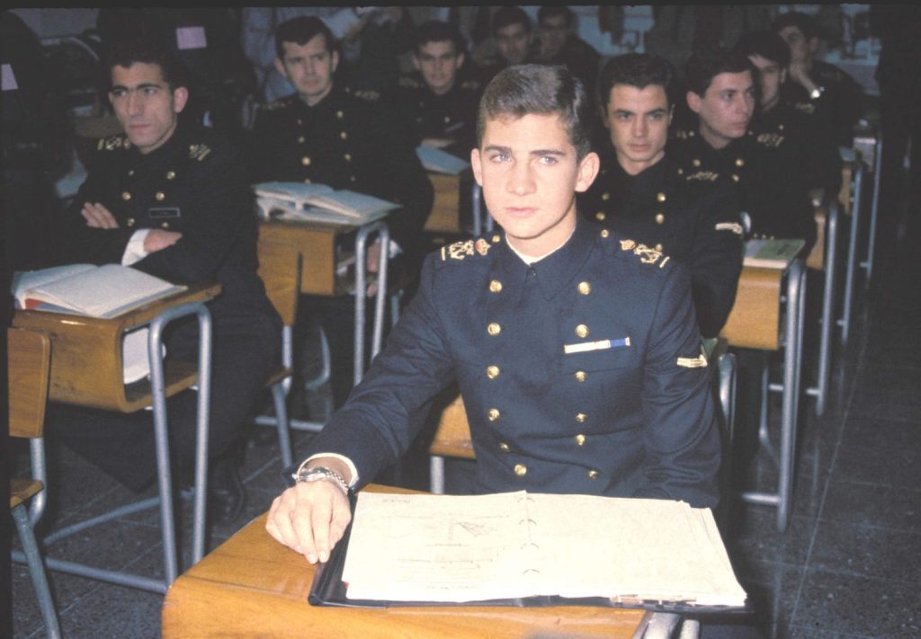 Felipe VI: 56 años de una vida real marcada por el compromiso y la modernidad 1 Moncloa felip adolescent gtres Moncloa
