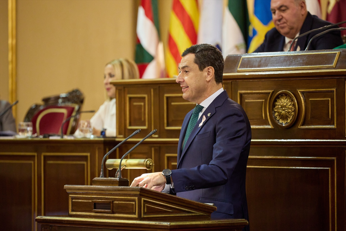 Juanma Moreno, presidente de la Junta de Andalucía, apostará por una mayor transparencia y control a sus altos cargos.