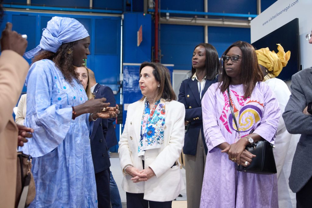 margarita robles fitur embajadora senegal Moncloa