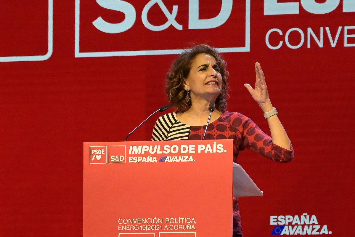 María Jesús Montero, ministra de Hacienda y vicepresidenta primera del Gobierno, espolea la inflación y la presión fiscal