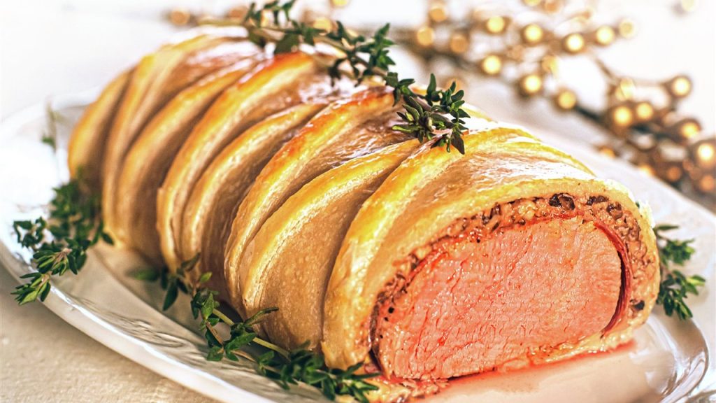 Receta de solomillo Wellington, perfecta para la comida de Reyes 2 Moncloa paso a paso para realizar solomillo wellington resultado final 9b939f0b 1280x720 Moncloa
