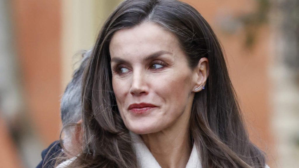 Letizia, "la hermana ejemplar": sorprendentes revelaciones de Telma Ortiz sobre la reina que tiene a todos sin palabras 2 Moncloa reina letizia
