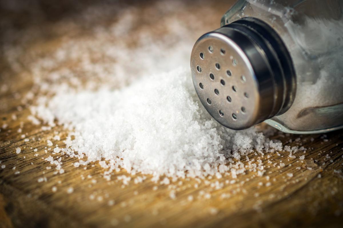 Libérate del Dolor Dental: 6 Remedio Caseros para aliviar instantáneamente las molestias, ¡La solución natural que necesitas! 1 Moncloa LA MAGIA DE LA SAL