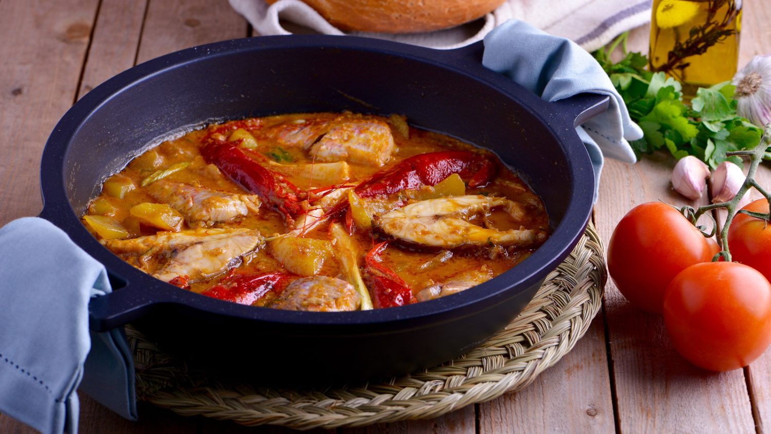 Si te has propuesto comer más pescado, echa un ojo a estas recetas indispensables 2 Moncloa PLATOS FUERTES PARA DELEITAR A LOS COMENSALES