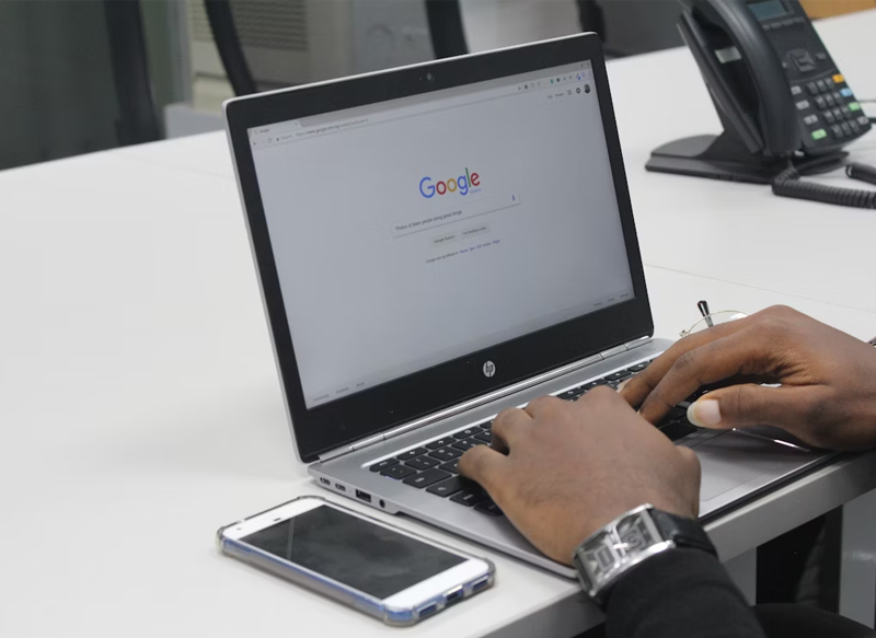 UNA HERRAMIENTA PARA PROTEGER LA PRIVACIDAD AL NAVEGAR EN INTERNET