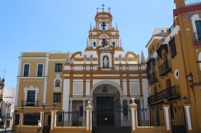 Basílica de la Macarena en Sevilla: Descubre Sus Misterios y Devociones