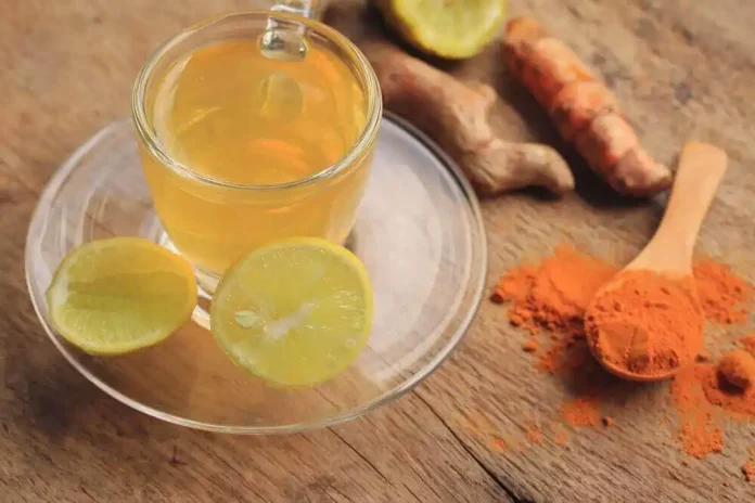 Descubre el dúo infalible: Té dorado de cúrcuma y limón, tu aliado para perder peso eficazmente